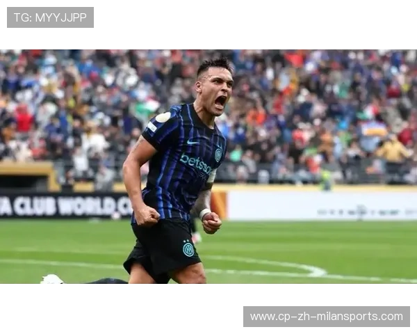 劳塔罗中路抢点倒钩得手，国米制造典型镜头